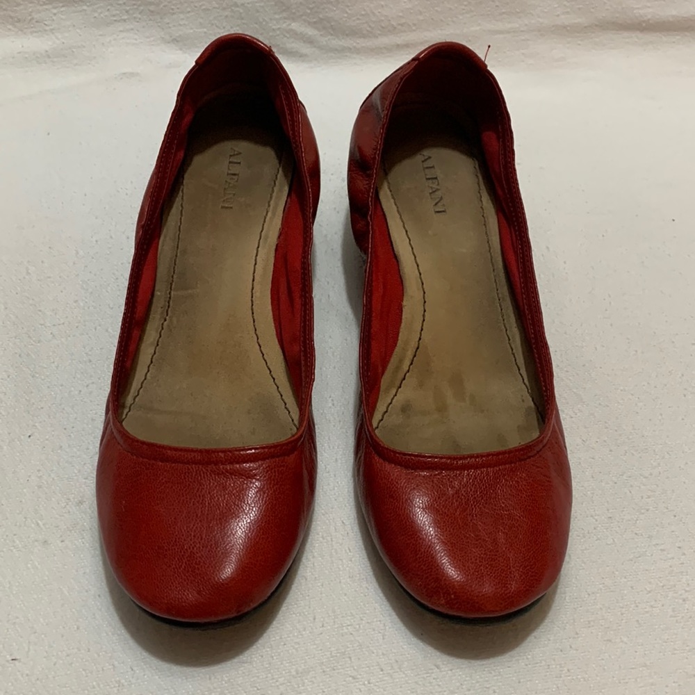 Red leather, 1.5 inch dark wooden looking wedge heel